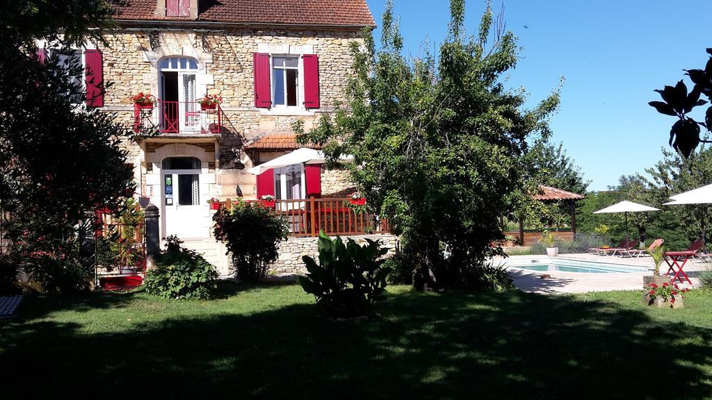 Ferme De Lagrave Coux-et-Bigaroque-Mouzens Exterior foto